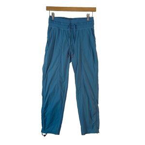 Lululemon Dance Studio Mid-Rise Crop Pants Joggers 25" Women's Size 2 Blue